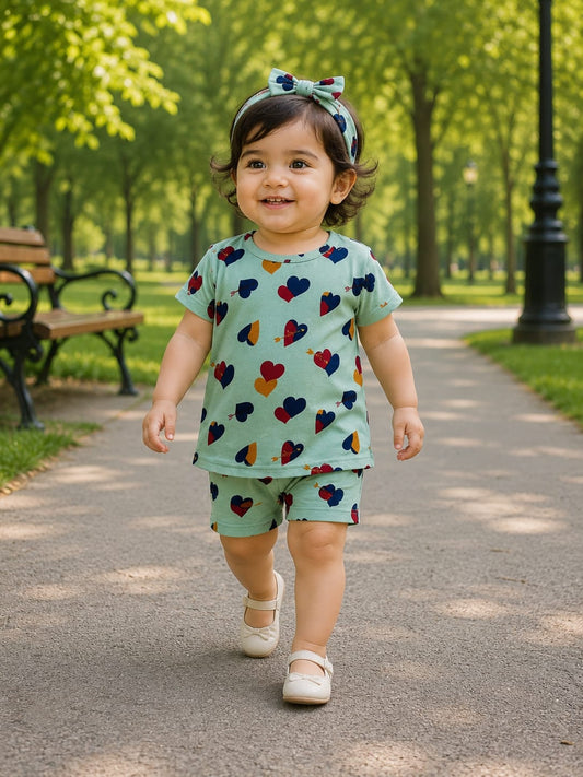 Nicker Shirt in Jersey Stuff - Green Base Multi Heart Prints