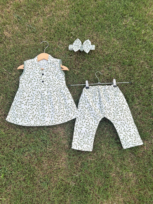 Frock with Band & Trouser Colar Design in  Lilies Print
